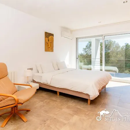Lucere With Private Pool Near Sitges 빌라 *