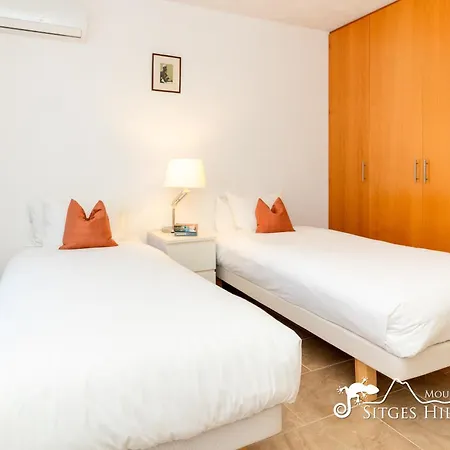 Lucere With Private Pool Near Sitges 올리벨라