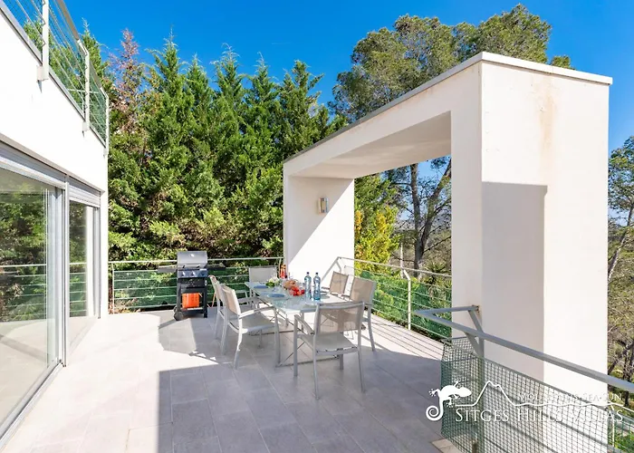 Lucere With Private Pool Near Sitges Olivella