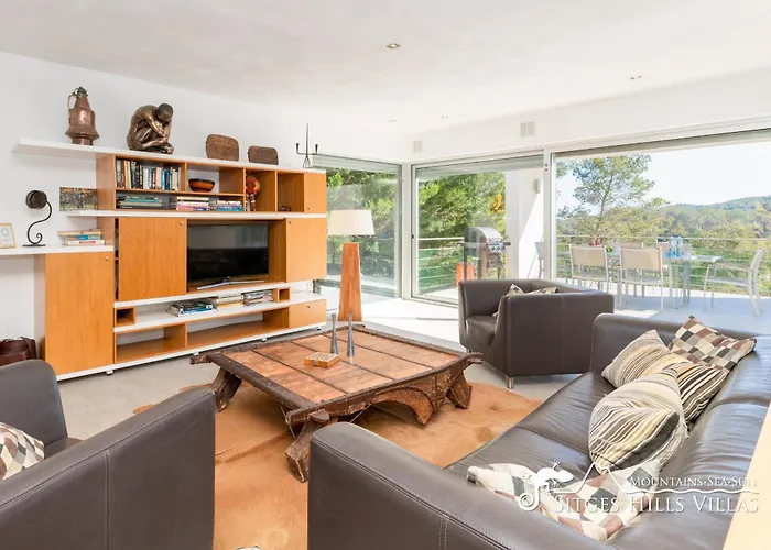 Lucere With Private Pool Near Sitges *