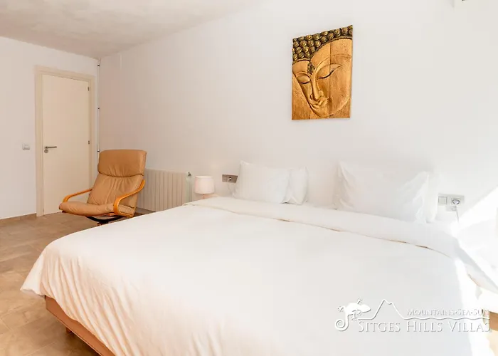 Lucere With Private Pool Near Sitges 빌라 *