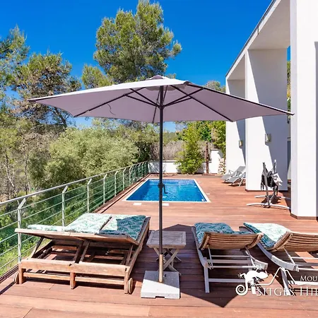 Lucere With Private Pool Near Sitges Βίλα Olivella